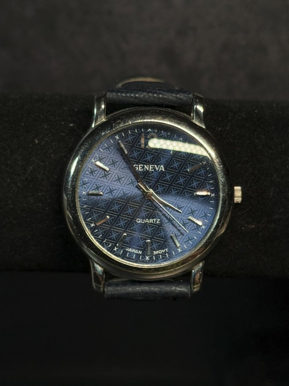Geneva Quartz Watch Blue Pattern Dial Japan Movt New Battery